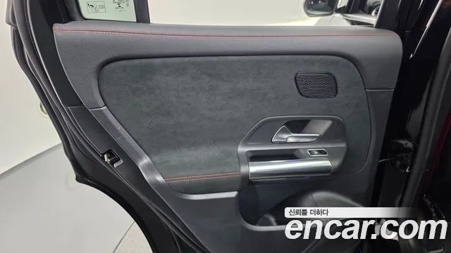 Mercedes-Benz GLA-Class H247 — Фото автомобиля 14