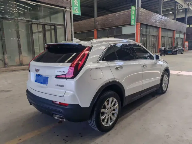 Cadillac XT4 — Фото автомобиля 6