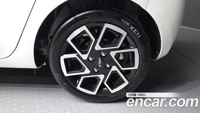 Kia RAY Новый Kia Ray Signature — Фото автомобиля 2
