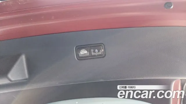 Genesis GV80 — Фото автомобиля 30