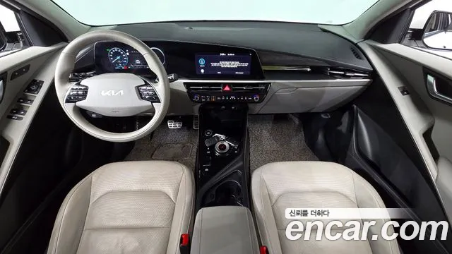 Kia Niro Niro (New) — Фото автомобиля 10