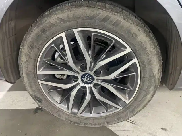 BYD Qin PLUS — Фото автомобиля 12