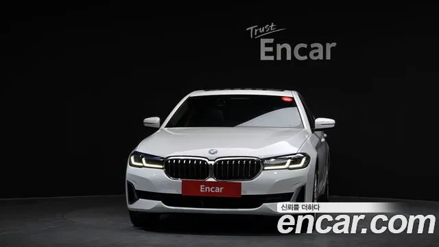 BMW 5-Series 5 серия (G30) — Фото автомобиля 3