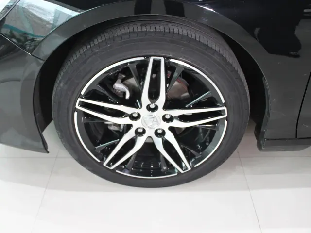 Honda Accord — Фото автомобиля 9