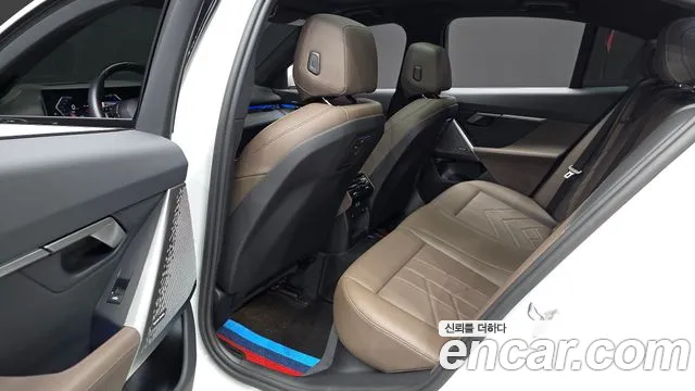 BMW 5 Series G60 — Фото автомобиля 17