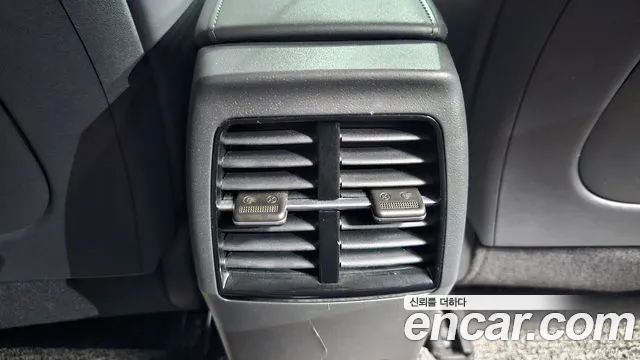 Kia Niro The All New Niro — Фото автомобиля 24