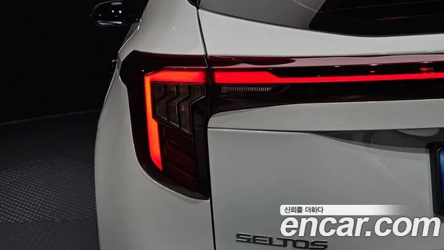 Kia Seltos — Фото автомобиля 23