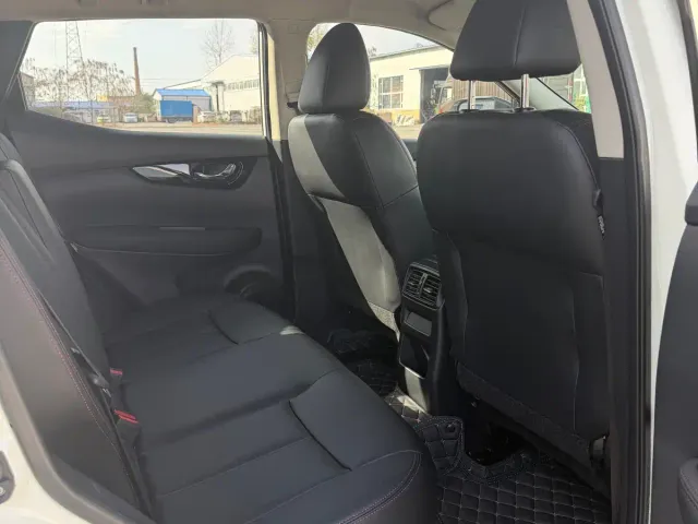 Nissan Qashqai — Фото автомобиля 18
