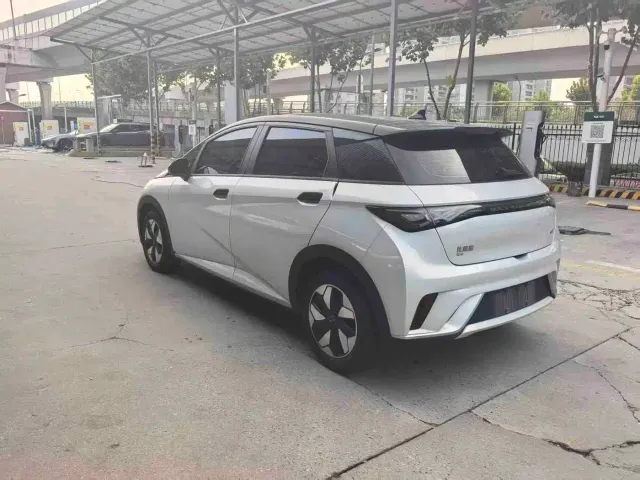 BYD Dolphin — Фото автомобиля 7