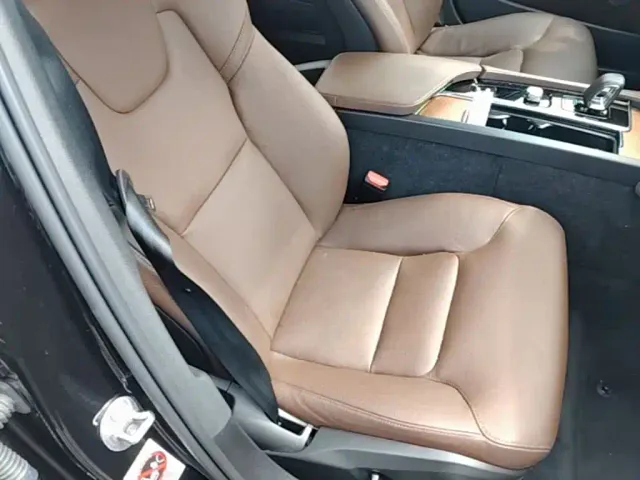 Volvo S90 — Фото автомобиля 24