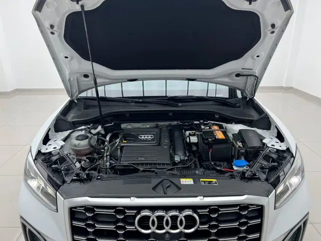 Audi Q2L — Фото автомобиля 7