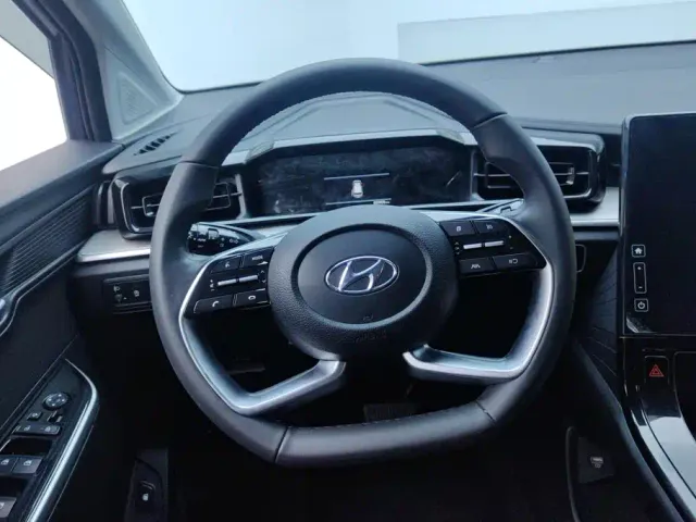 Hyundai Custo — Фото автомобиля 15