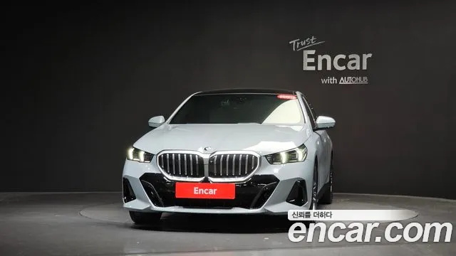 BMW 5-Series — Фото автомобиля 3