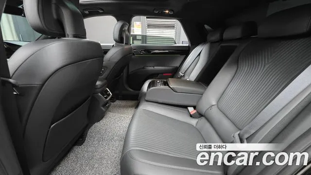 Hyundai Grandeur GN7 — Фото автомобиля 17