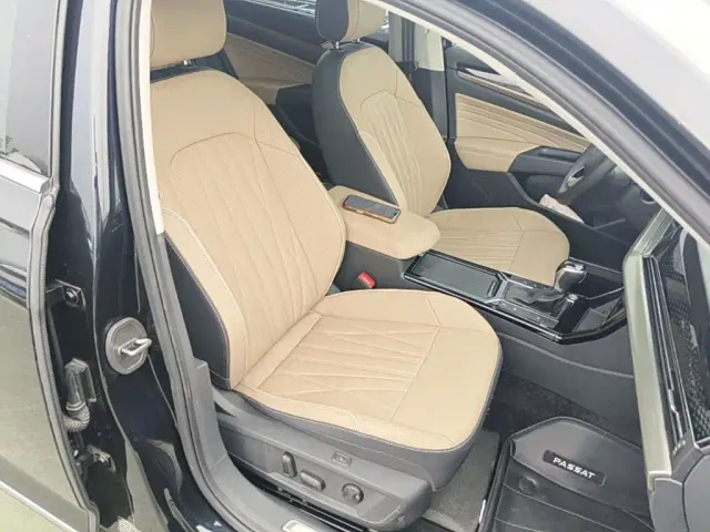Volkswagen Passat 2023 330TSI Starlight Premium Edition — Фото автомобиля 24