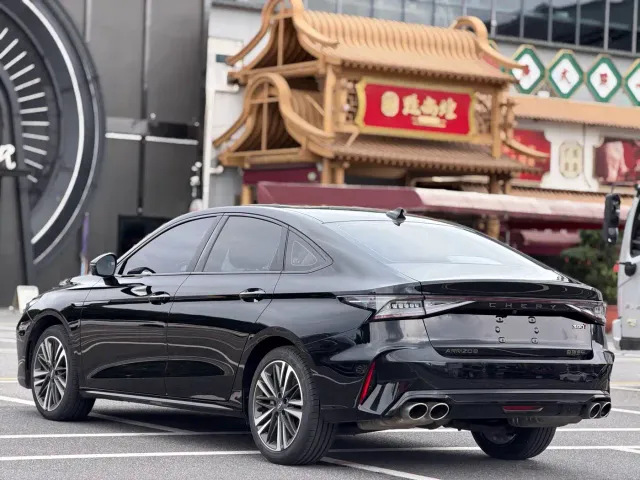 Chery Arrizo 8 — Фото автомобиля 6