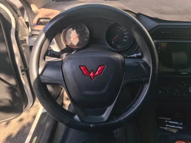 Wuling Hongguang — Фото автомобиля 15