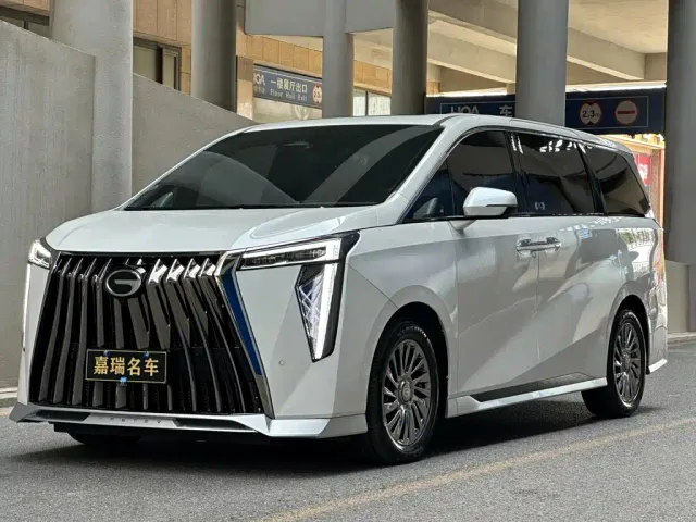 Фотография автомобиля — GAC Trumpchi M8