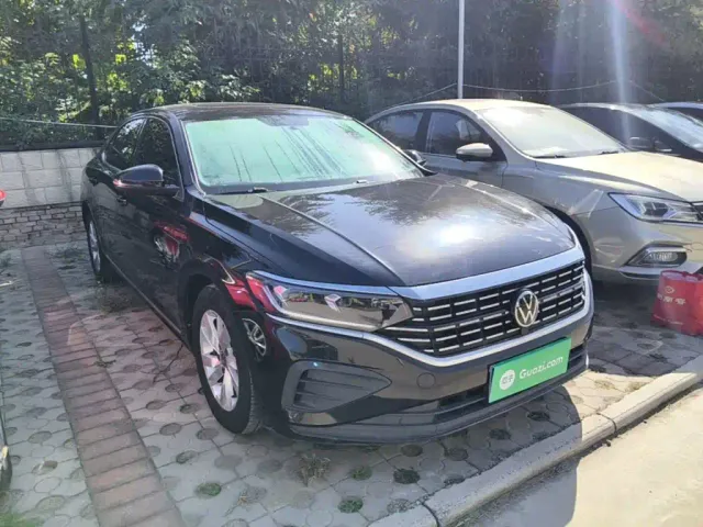 Volkswagen Passat — Фото автомобиля 3