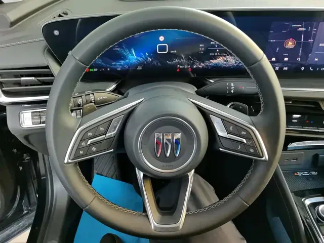 Buick Envision S — Фото автомобиля 15