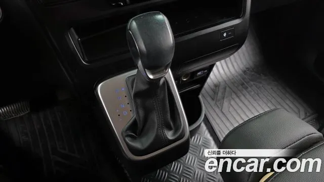 Hyundai Staria Staria Карго 3 места — Фото автомобиля 7