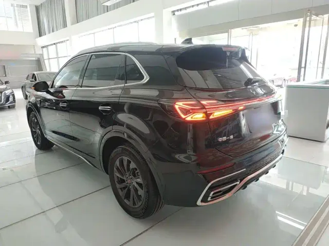 Hongqi HS5 — Фото автомобиля 22
