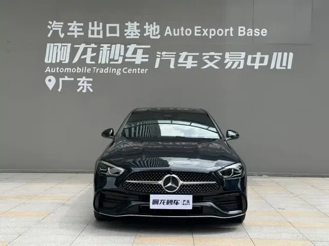 Mercedes-Benz C-Class — Фото автомобиля 2