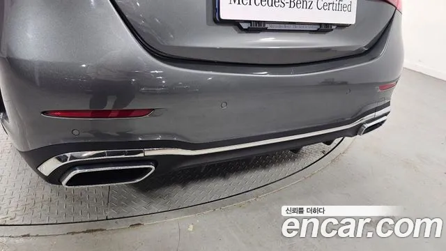 Mercedes-Benz C-Class — Фото автомобиля 19