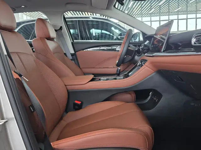 Geely Emgrand — Фото автомобиля 4