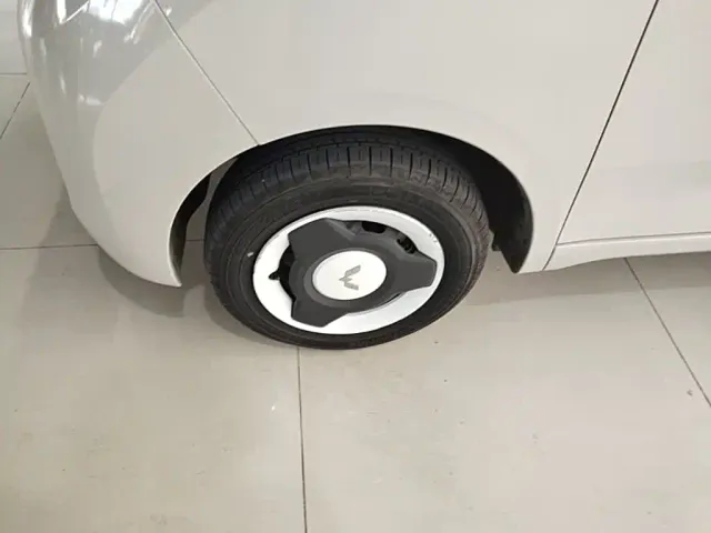 Wuling Hongguang Mini EV — Фото автомобиля 22