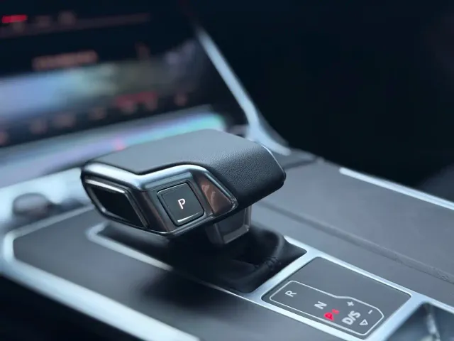 Audi A6L — Фото автомобиля 18
