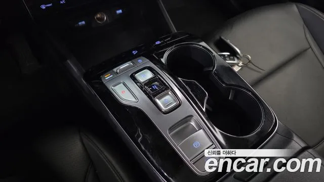 Hyundai Tucson Tucson (NX4) Дизель 2.0 4WD — Фото автомобиля 9