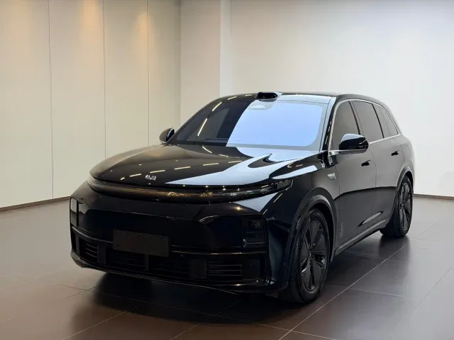 Фотография автомобиля — Li Auto L7