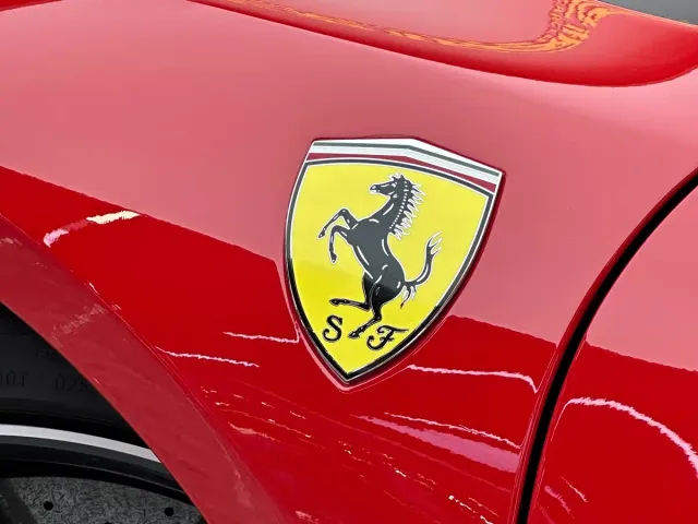 Ferrari 296 — Фото автомобиля 24