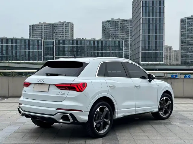Audi Audi Q3 2024 35 TFSI Fashion Sport — Фото автомобиля 8