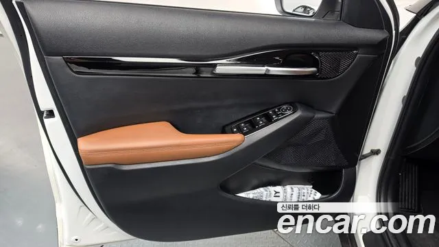 Kia Seltos — Фото автомобиля 13