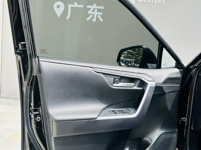 Toyota Wildlander — Фото автомобиля 21