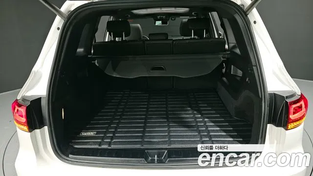 Mercedes-Benz GLB-Class — Фото автомобиля 20