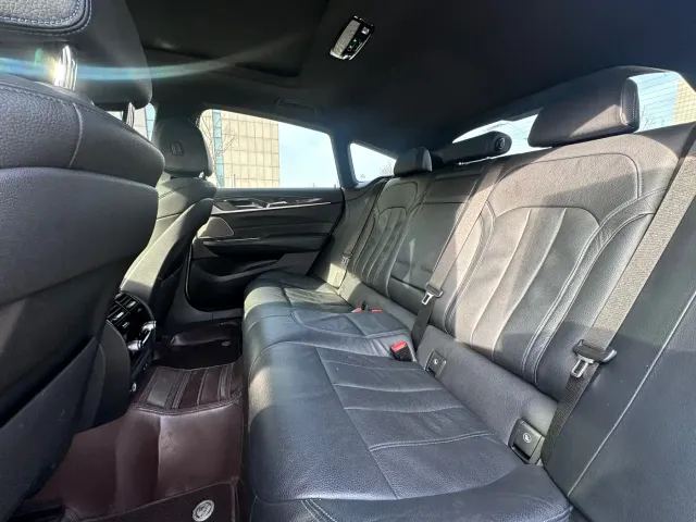 BMW 6 Series Gran Turismo — Фото автомобиля 7