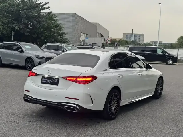 Mercedes-Benz C-Class — Фото автомобиля 21