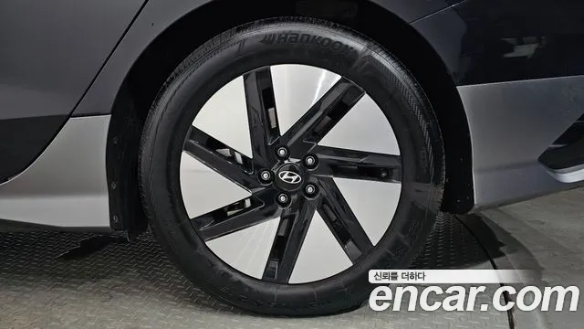 Hyundai Ioniq 6 — Фото автомобиля 6