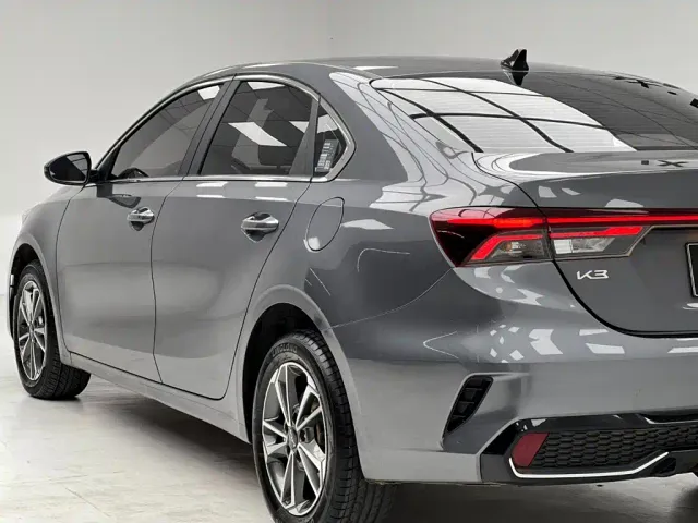 Kia K3 — Фото автомобиля 10