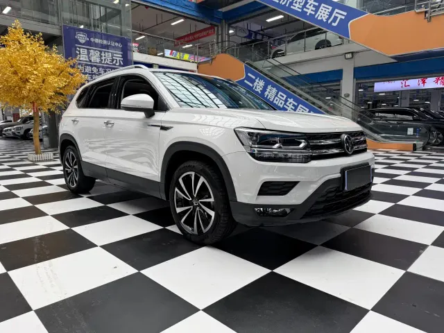 Volkswagen Tharu — Фото автомобиля 3