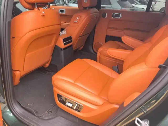 Li Auto L9 — Фото автомобиля 11