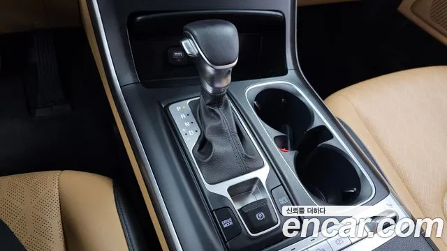Kia Carnival 4th Gen — Фото автомобиля 12