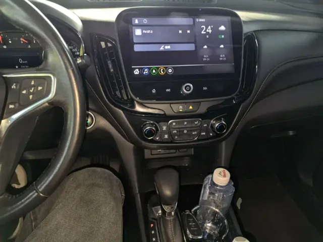 Chevrolet Equinox — Фото автомобиля 9