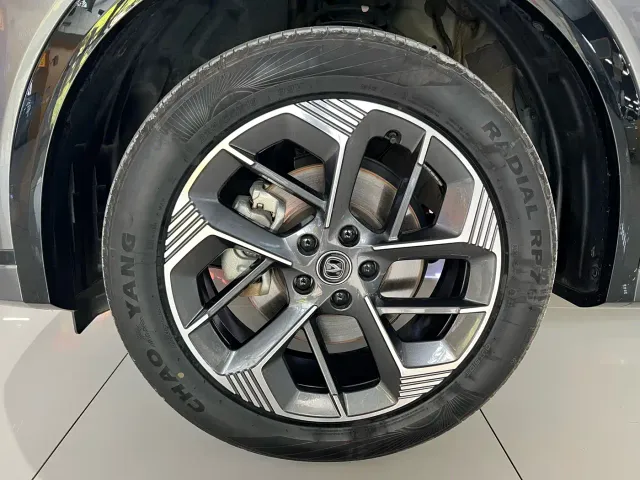 Changan Changan CS75 PLUS 2025 4th Gen 1.5T New Blue Whale Smart Flagship — Фото автомобиля 21