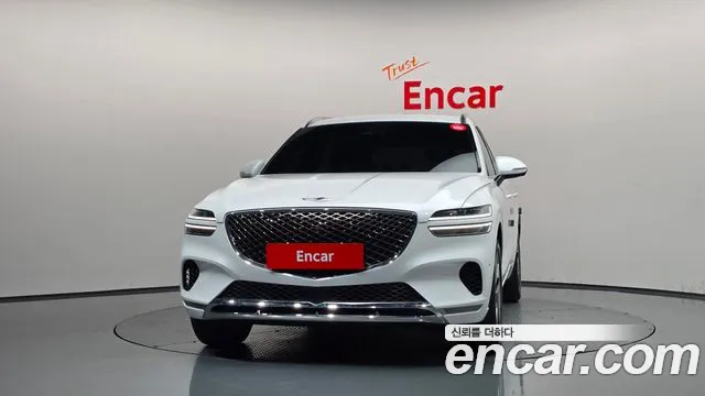 Genesis GV70 — Фото автомобиля 3