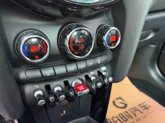 MINI Hatch — Фото автомобиля 14