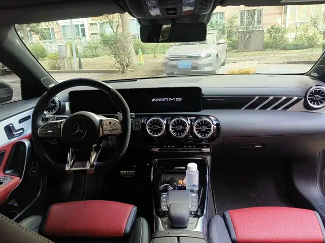 Mercedes-Benz CLA-Class AMG — Фото автомобиля 12